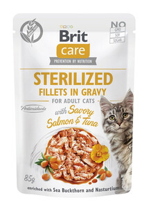 BRIT CARE Fillets in Gravy Pouch Sterilized z łososiem i tuńczykiem zestaw 24x85g dla kotów sterylizowanych